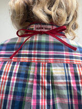 Load image into Gallery viewer, SLASHED BLOUSE / 1