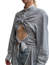 Load image into Gallery viewer, SLASHED BLOUSE / 2