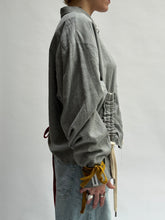 Load image into Gallery viewer, THE BUTTONBLOUSE
